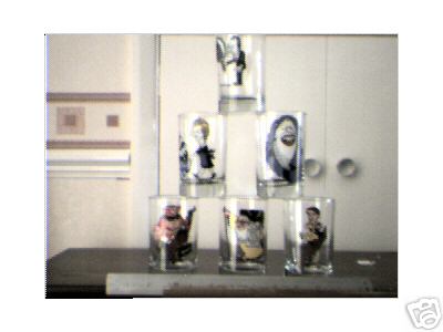 World Leader set of glasses
